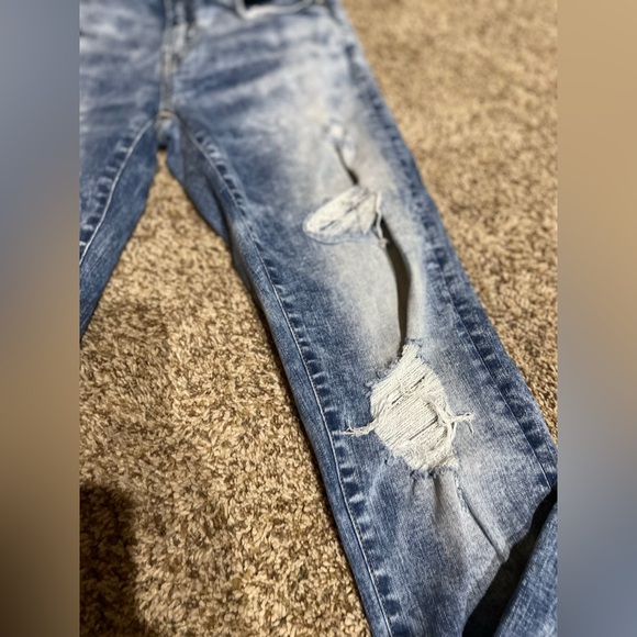 Men’s American Eagle Young Money Holy Jeans - Picture 2 of 11